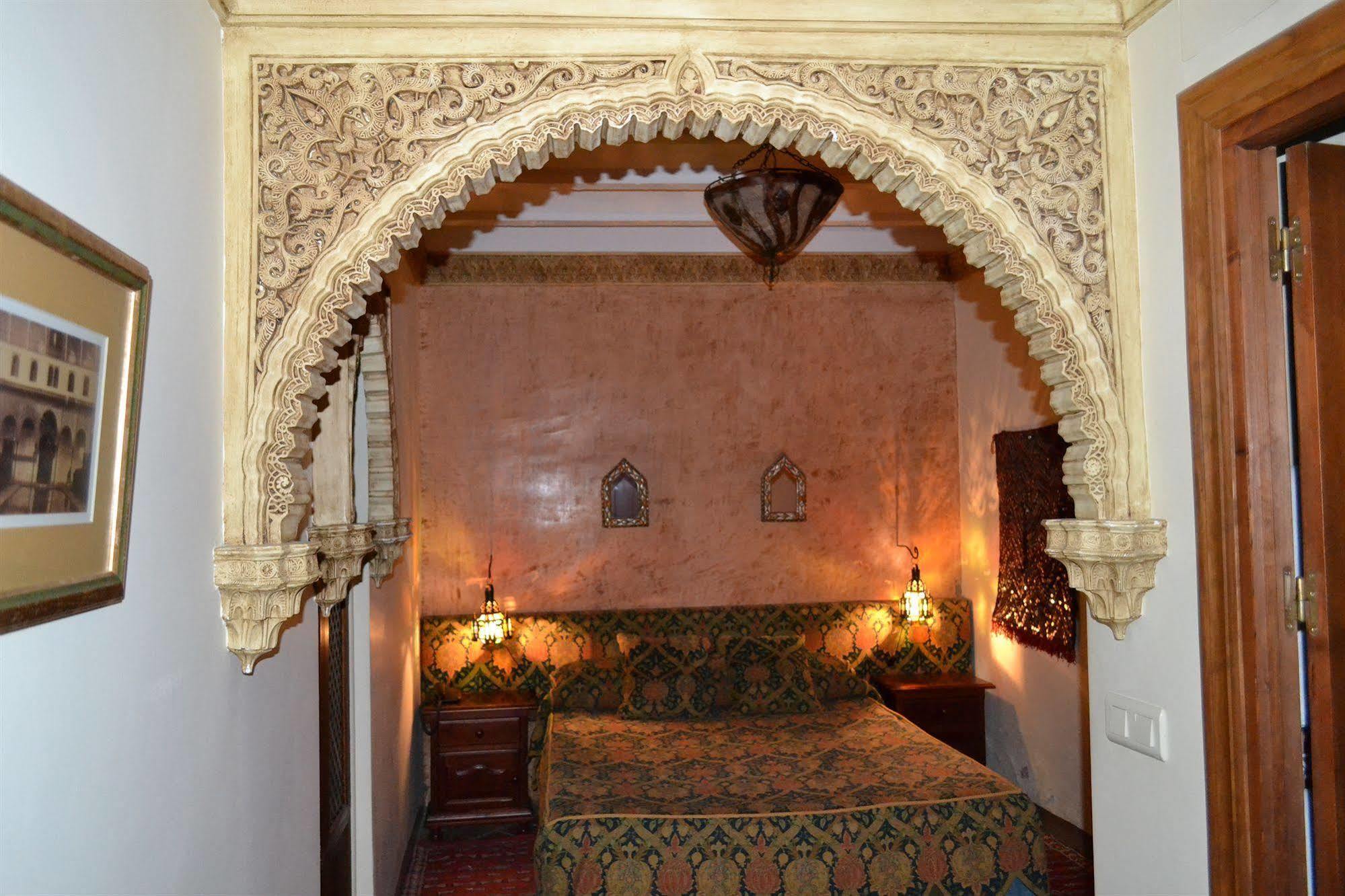 Granados Palacio Boutique Hotel Ecija Luaran gambar