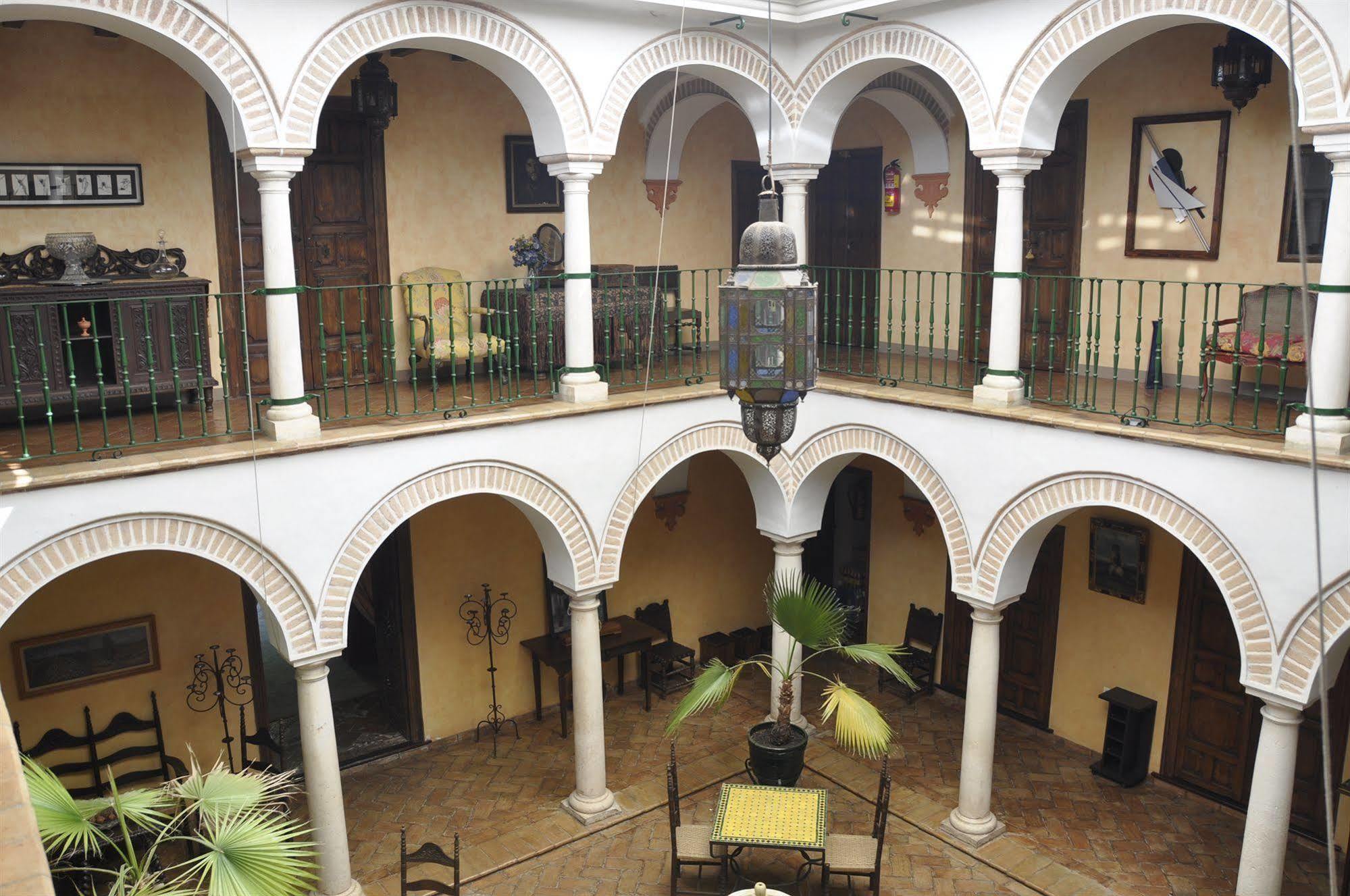 Granados Palacio Boutique Hotel Ecija Luaran gambar