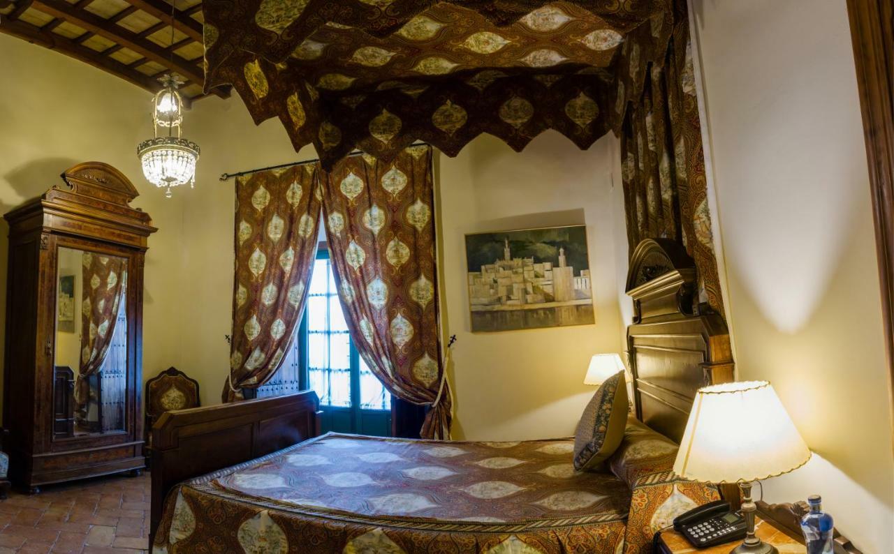 Granados Palacio Boutique Hotel Ecija Luaran gambar